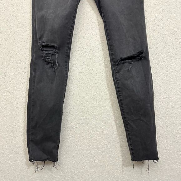 MADEWELL Distressed Destroyed 9" Mid-Rise Skinny Jeans in Black #H2230 - Picture 4 of 12